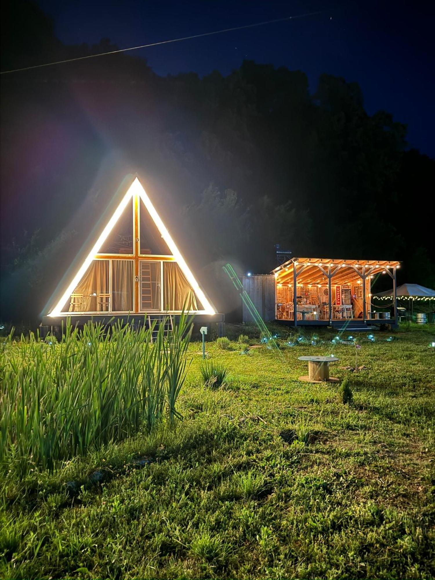 Cabane A-Frame Svinita Exterior photo