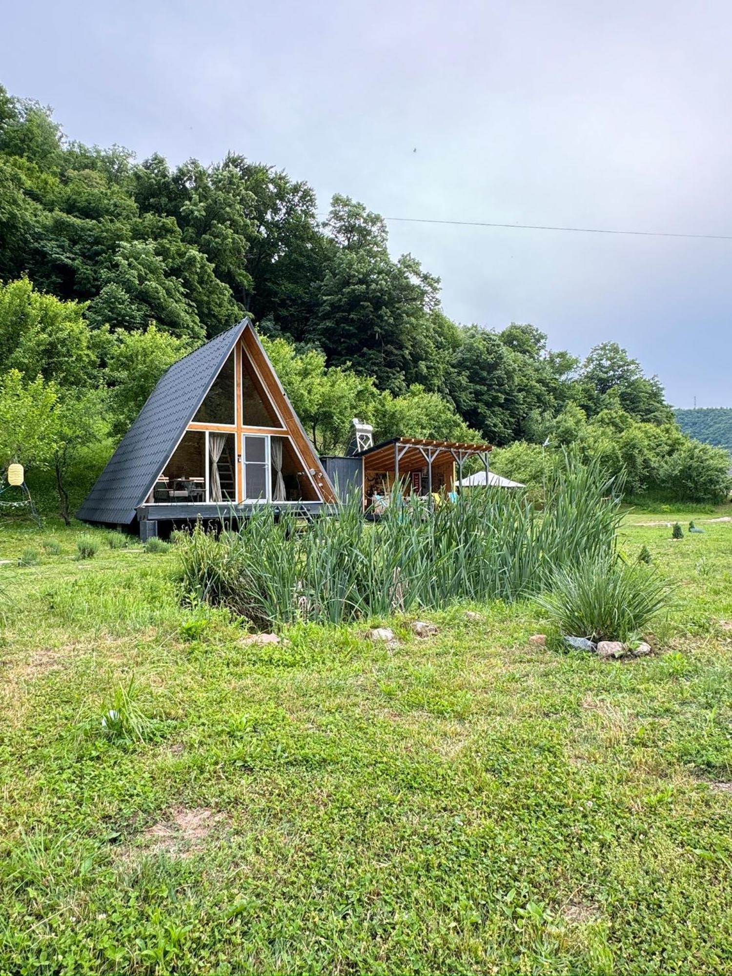 Cabane A-Frame Svinita Exterior photo